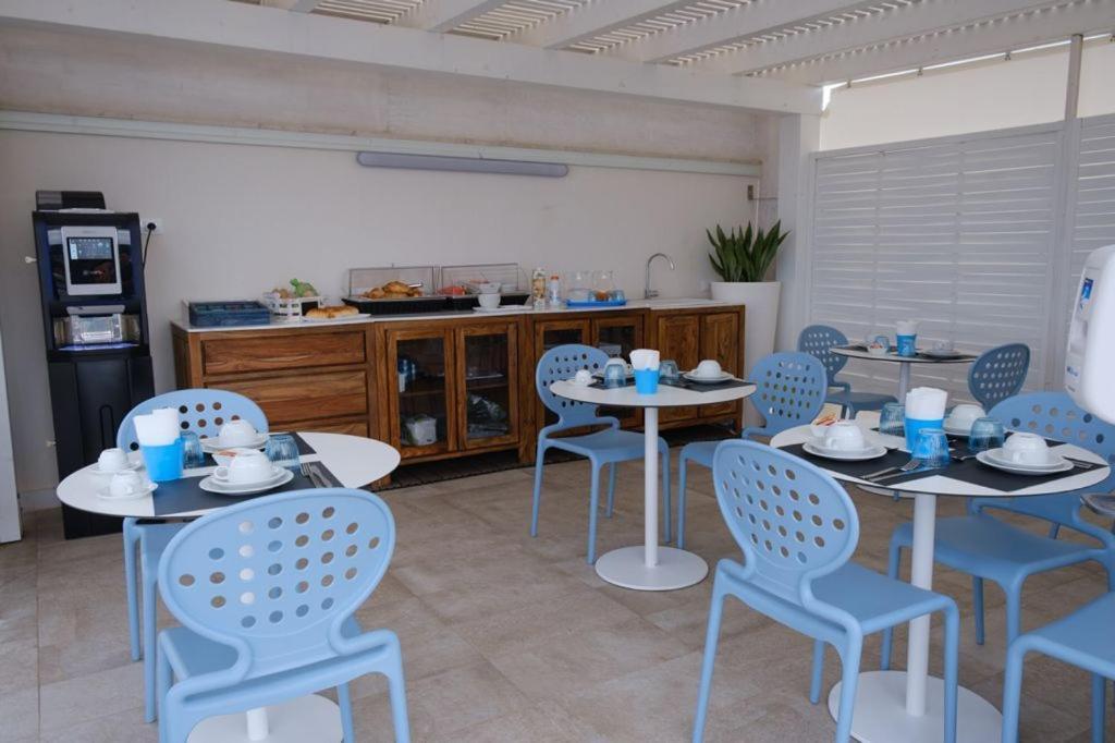 Bed & Breakfast Sara 2*